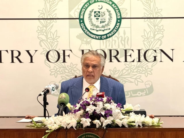 dar welcomes iran’s decision to allow 20 more pakistani ships through strait of hormuz
