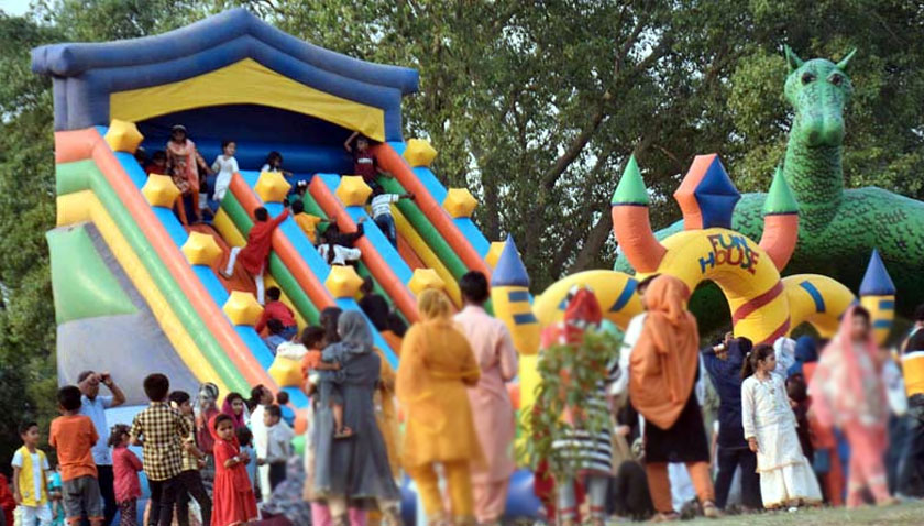 eid ul fitr celebrations continue into second day