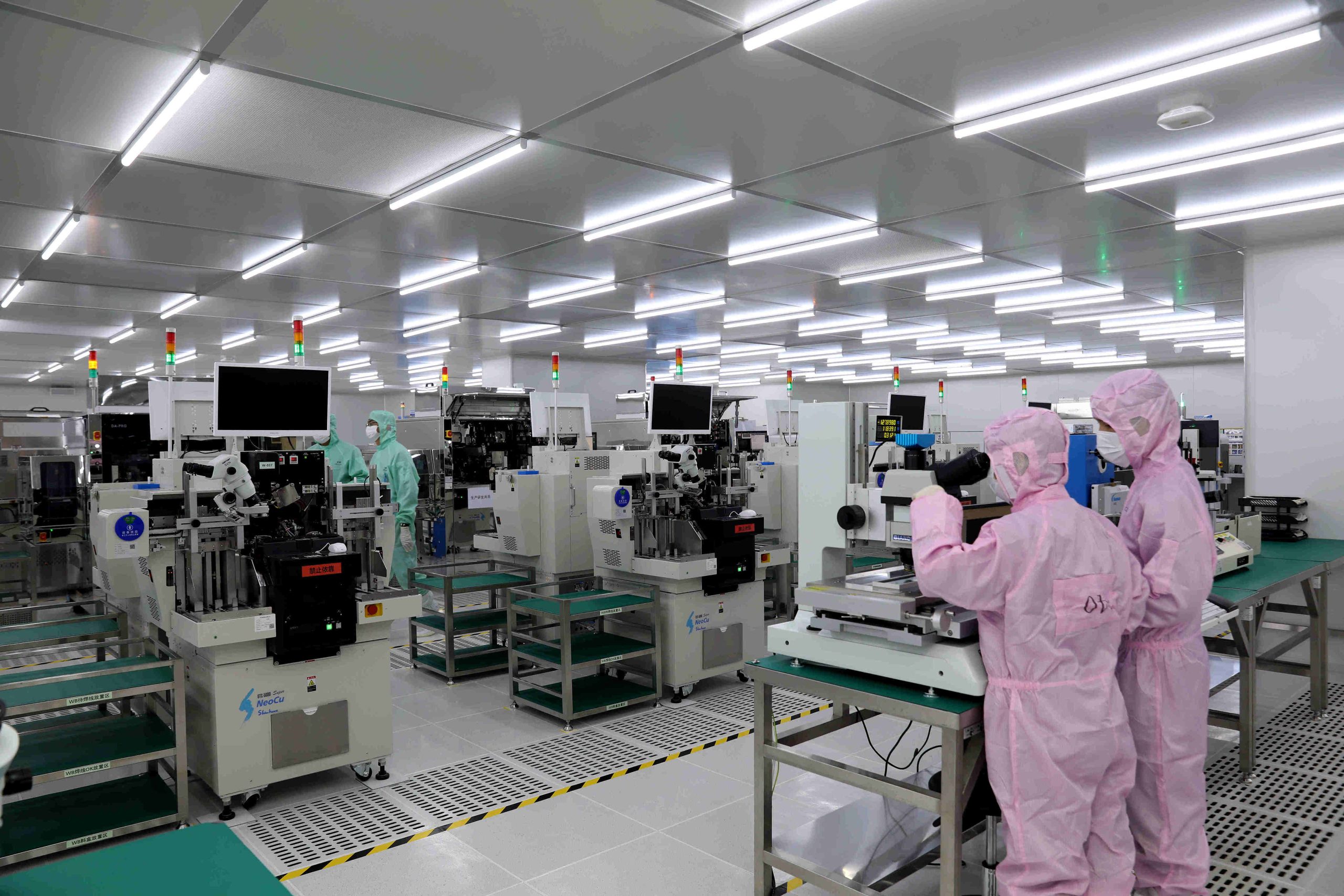 china’s high tech sector posts strong growth in q1, tax figures reveal