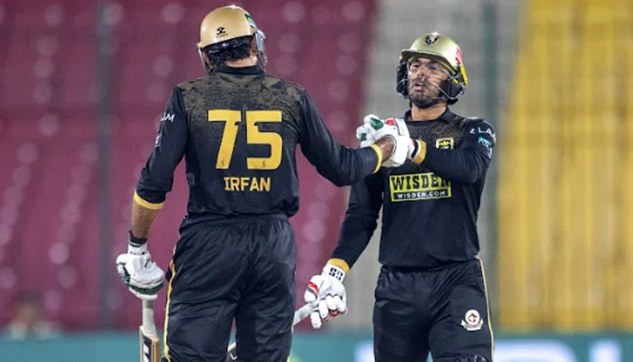 hyderabad kingsmen secure first psl 11 victory against karachi kings