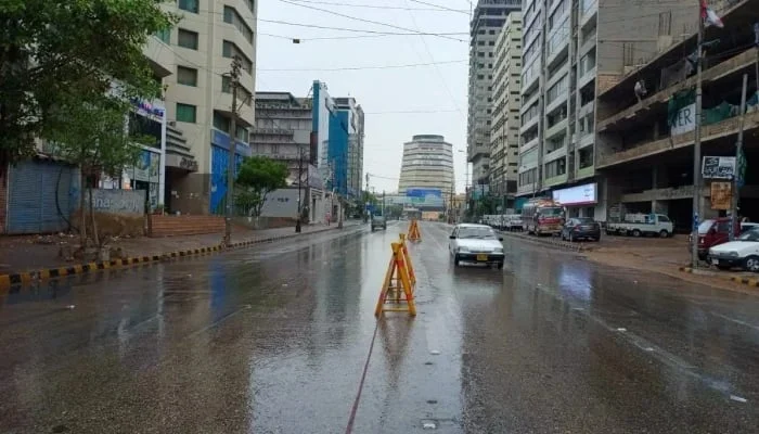 Karachi Braces for Rain and Strong Winds Starting April 1 karachi braces for rain and strong winds starting april 1