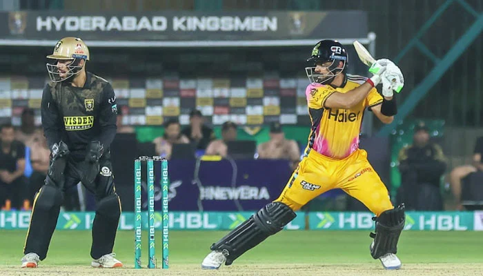 peshawar zalmi defeat hyderabad kingsmen in low scoring thriller